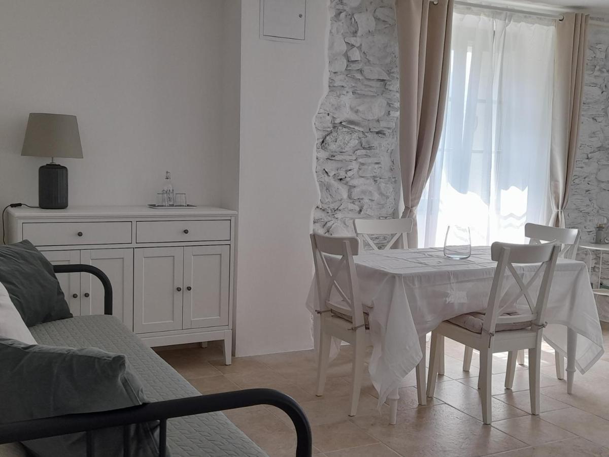 Ape Bianca - Appartamento Rosmarino Colico Exteriér fotografie