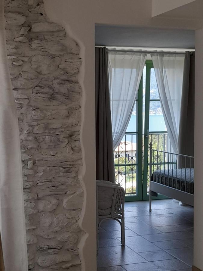 Ape Bianca - Appartamento Rosmarino Colico Exteriér fotografie